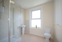 HMO Bathroom