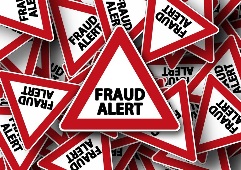 Warning signs highlighting tenancy fraud risks for landlords