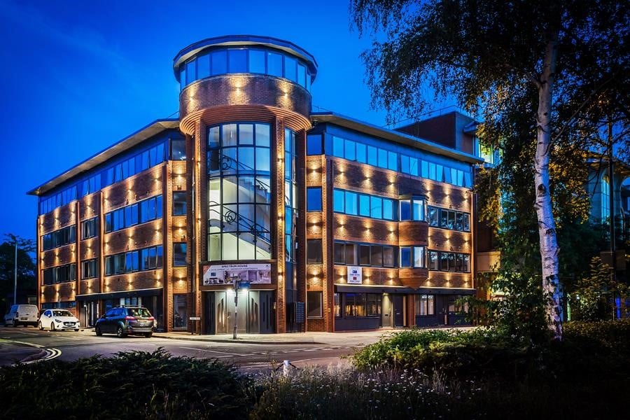 New 1 bed apartments in the centre of Woking