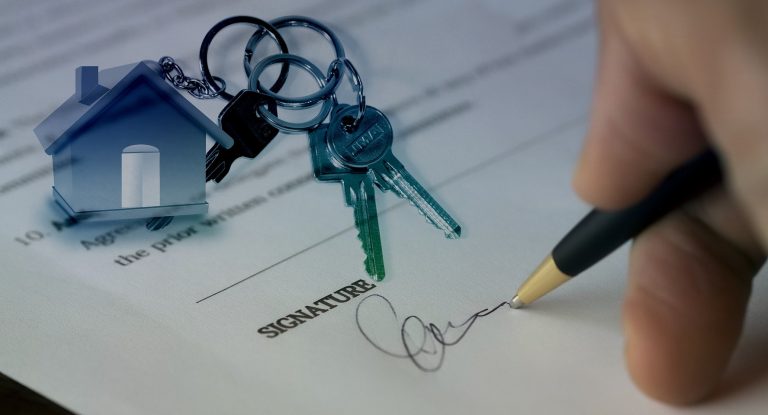 What is a guarantor's suitability and need property landlord agent118.com