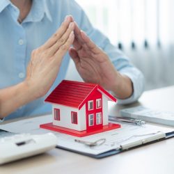 Property sales ‘plummet’ after interest rate rises