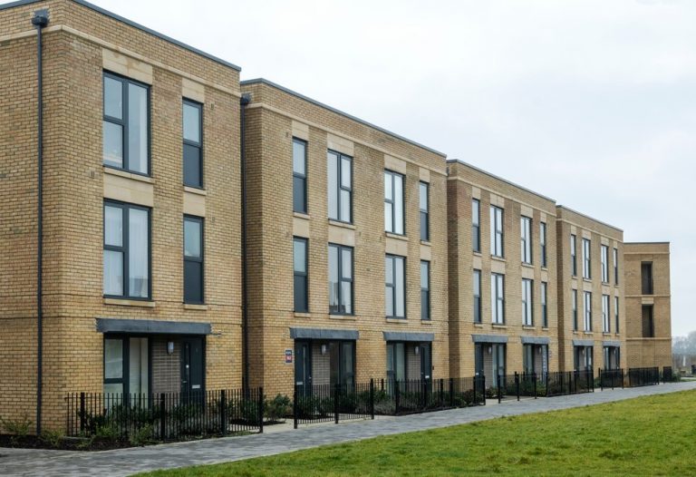 landlord sell flat tenant property118.com