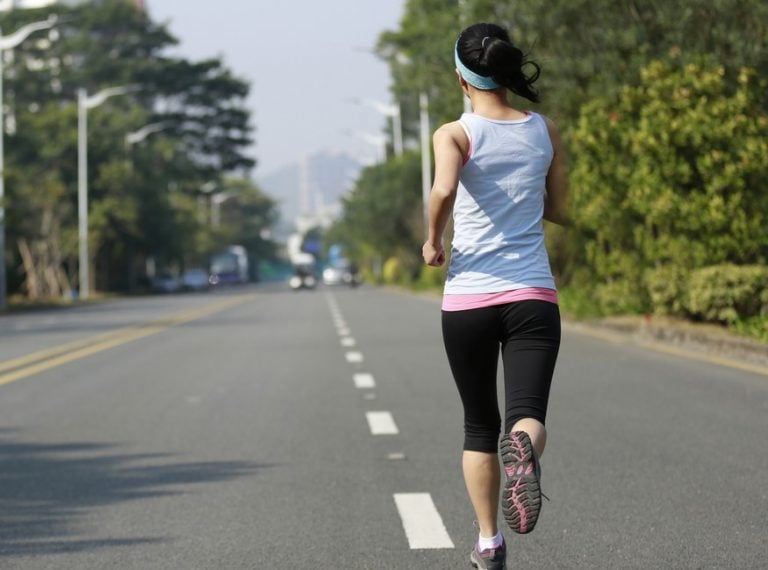 Woman tenant running away deposit DPS claim property118.com