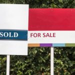 for sale boards as landlords sell up with rising interest rates prfoperty118.com