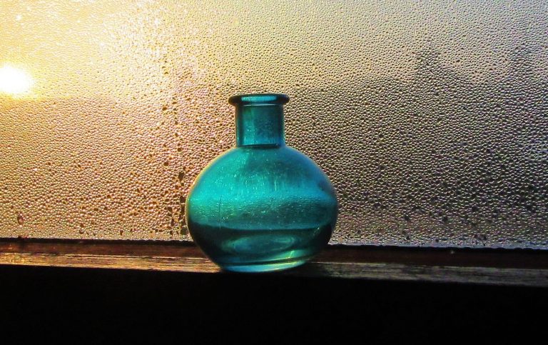 condenstion on flat window tenant landlord new build property118