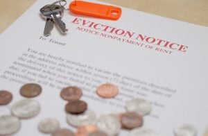 Pic of eviction notice letter tenant not leaving landlord property118.com
