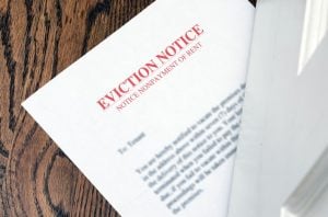 Pic of tenant eviction notice from landlord property118