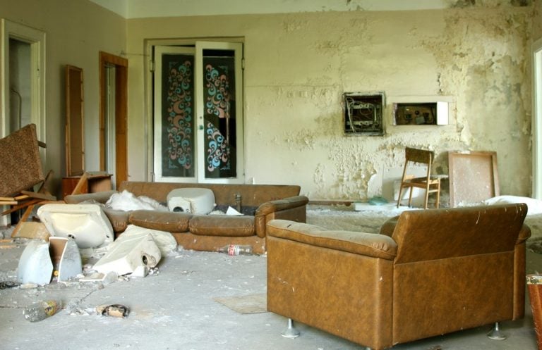 pic room destroyed by tenant landlord property118