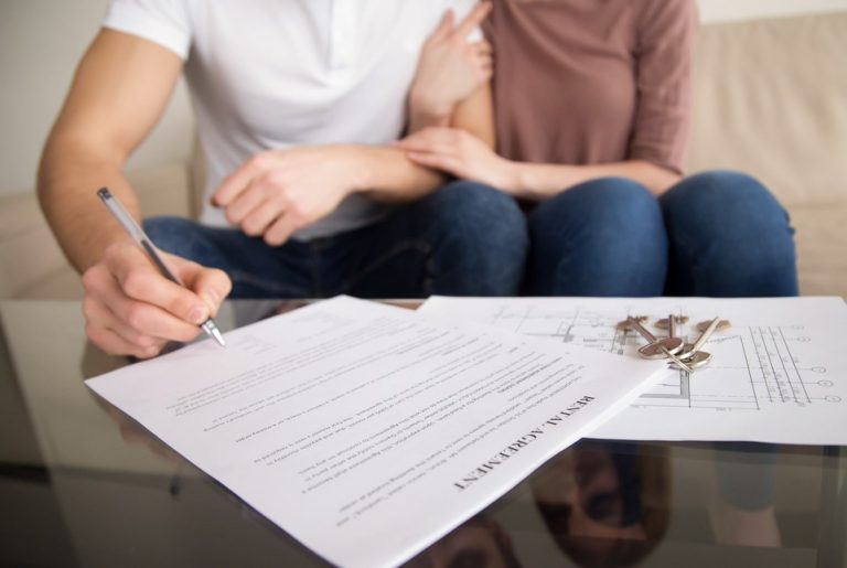 Pic of two people on AST landlord property118