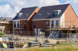 pic of new housing development uk govt pledge to build 1 million new homes property118