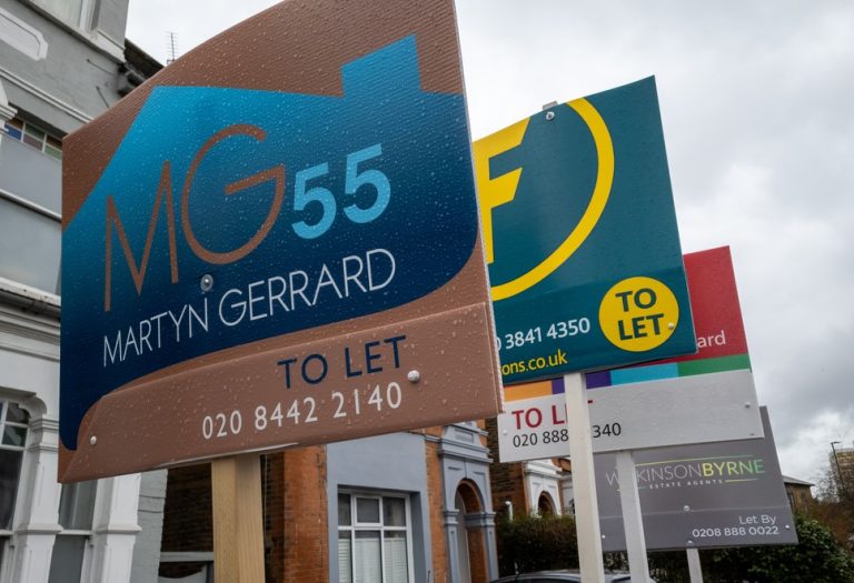 pic of flats to let lha housing benefit property118